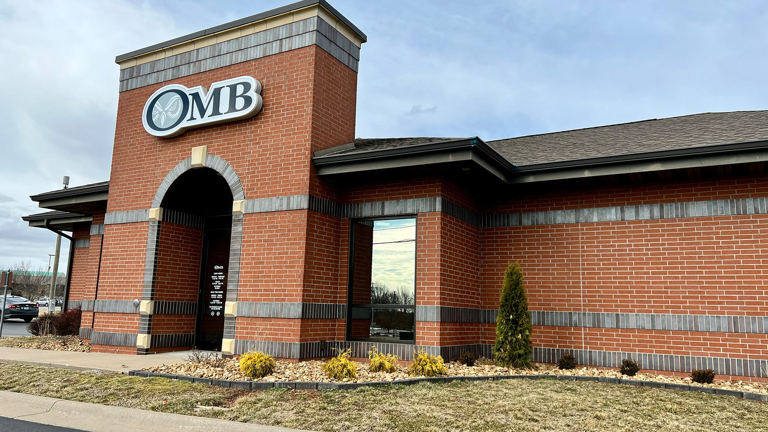 Old Missouri Bank is now operating a branch out of a former Simmons Bank building on West Republic Road.